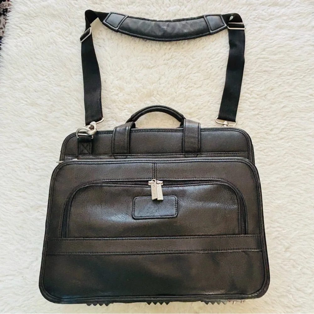 CODI Sophisticated Genuine Black Leather Briefcase/Laptop Unisex Bag 14”x11””x5”